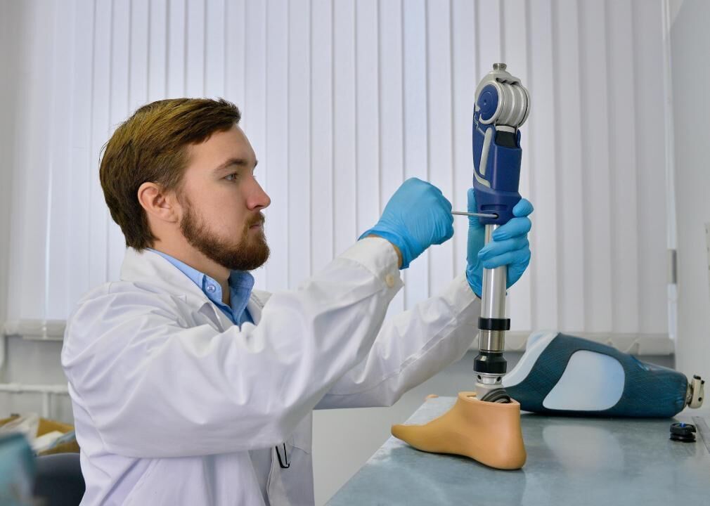 #40. Biomedical engineers